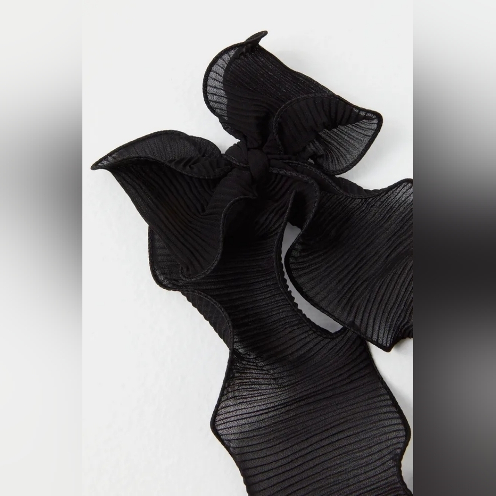 NWT Free People Black Rizzo Crinkled Bow - Picture 4 of 12